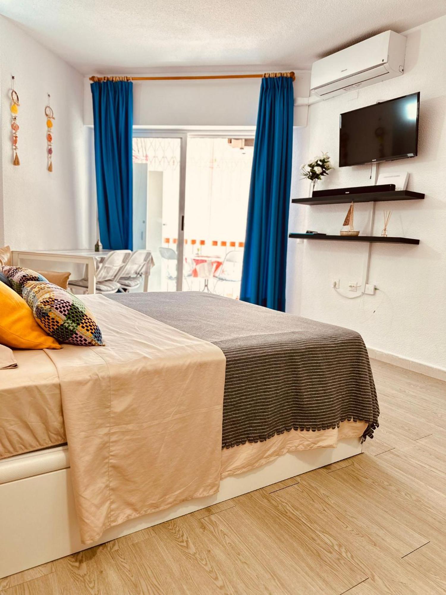 Studio Apartment Santana Habaneras - 18 At Beach With Garage, Pool And Lift Torrevieja Exterior photo